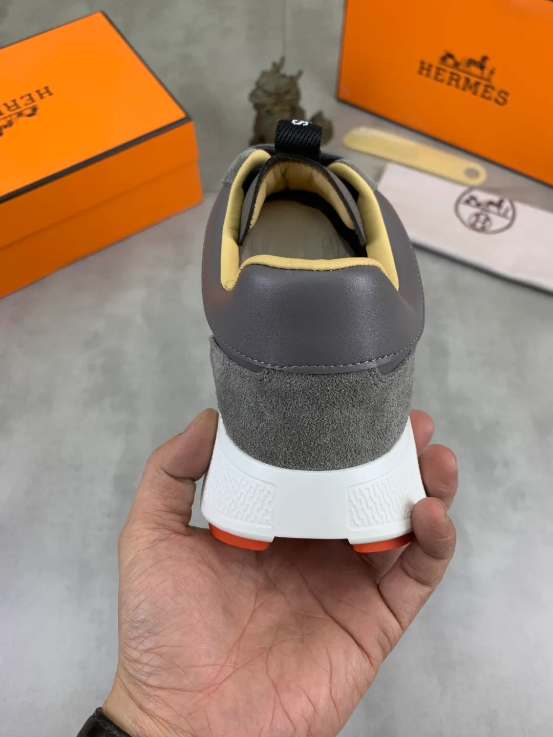 Men's shoes 💰P460 new style [HERMES] Hermès - High-end quality original order - Upper: 🔝 Napa calfskin, sewn brand 'H' totem - Inner: water-dyed cowhide - Outsole: ultra-light TPU foam; molded outsole - Ultra-high quality control·Fine workmanship: highlighted (high-end·luxury·grade) -Size: 38-44 (45 can be customized)·